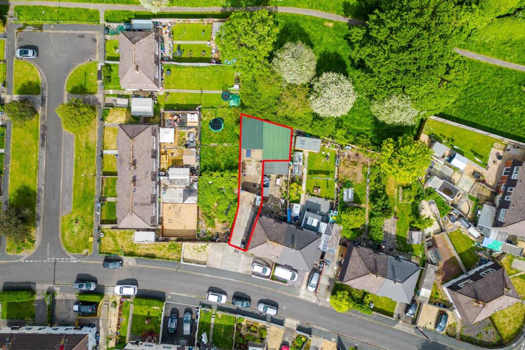 Main image of property: GARAGE | PARKING | WORKSHOP | BS13