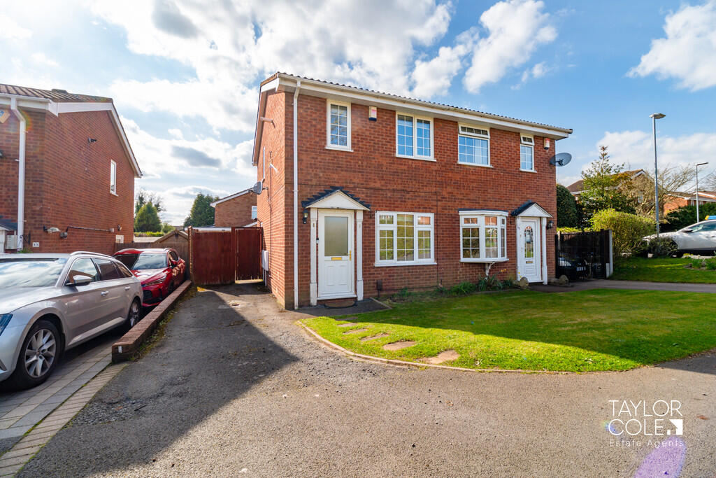 Main image of property: Loughshaw, Wilnecote