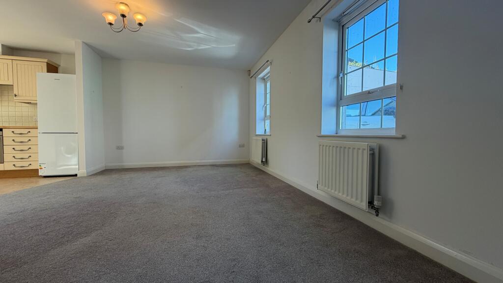Apartment in Bristol - View 4