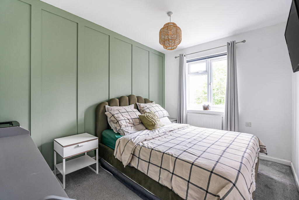 Grove Meadow, Welwyn Garden City, AL7 - More