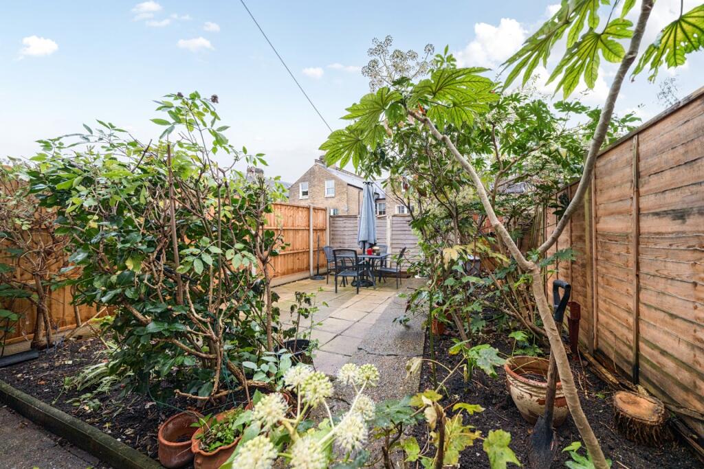 Arodene Road, Brixton, London, SW2 photo 2