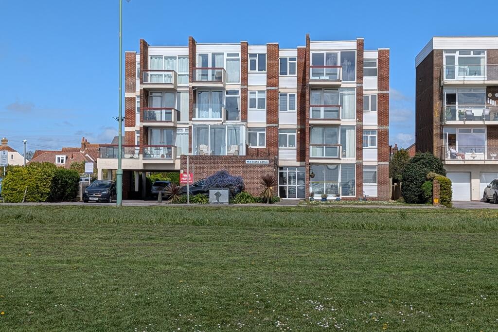 Main image of property: MARINE PARADE EAST, LEE ON THE SOLENT