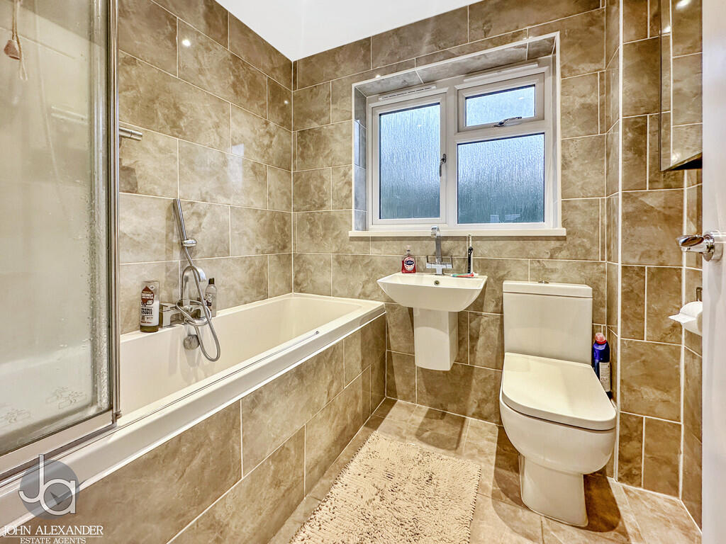 House in Colchester, Essex - View 5