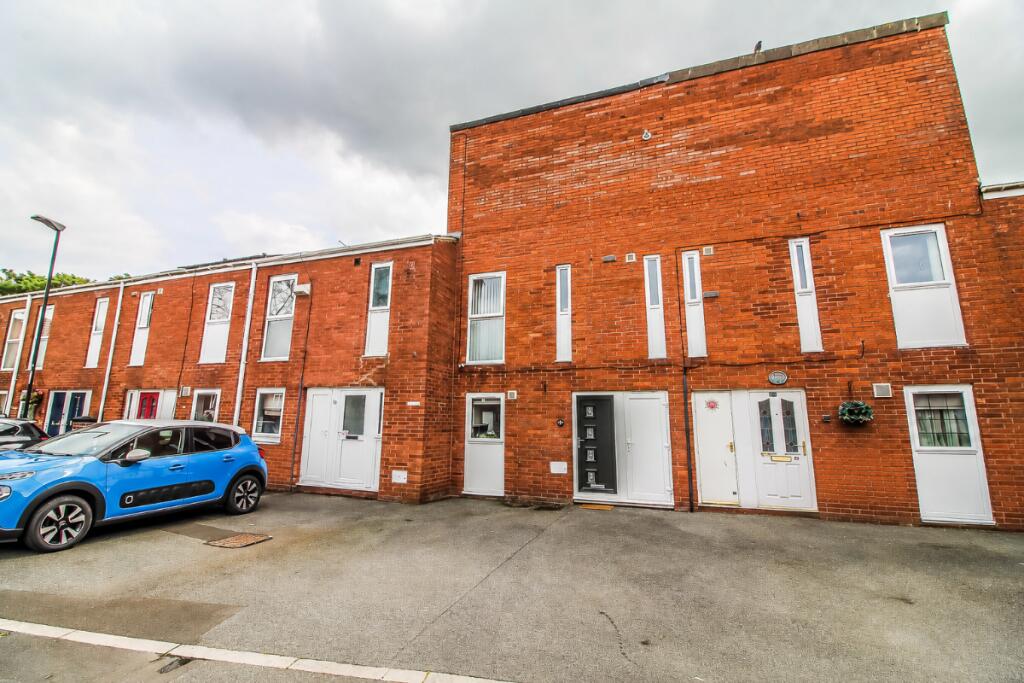 Main image of property: Laurens Court, Concord, Washington, NE37