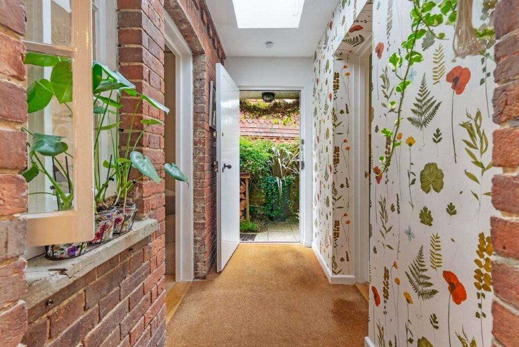 House in Tonbridge - More