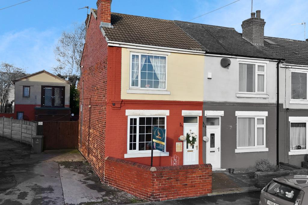 Main image of property: Moorhouse View, South Elmsall, Pontefract