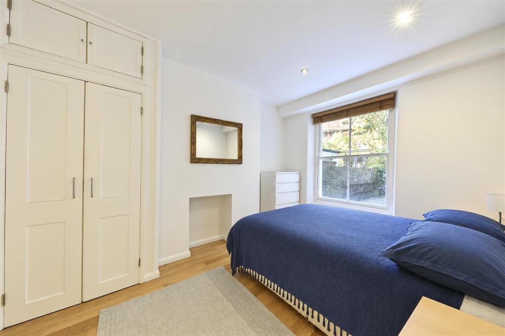 Apartment in London - View 4