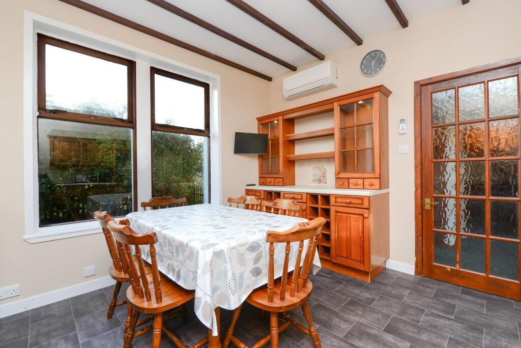 House in Dunrossness, Lunabister - More