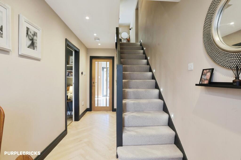 House in York - View 2