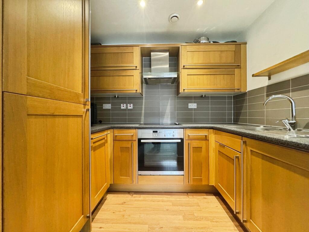Apartment in Manchester, Greater Manchester - View 4