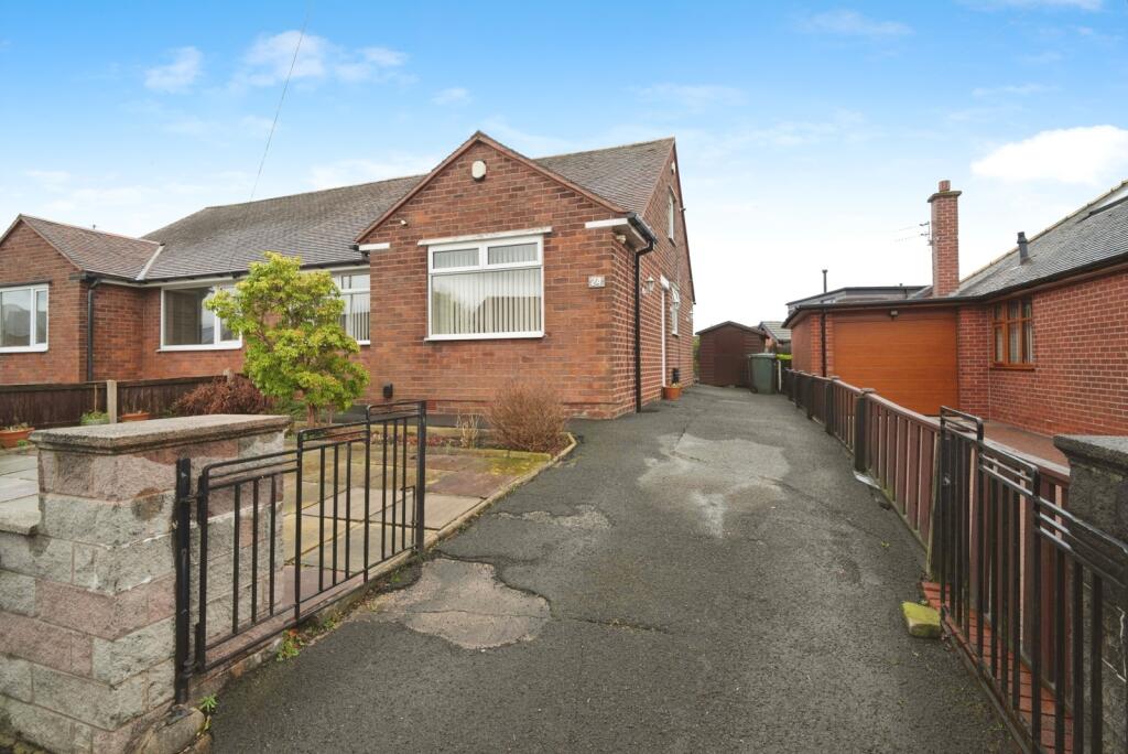 2-bed house on Cranbourne Drive, Chorley, Lancashire, PR6, £170,000