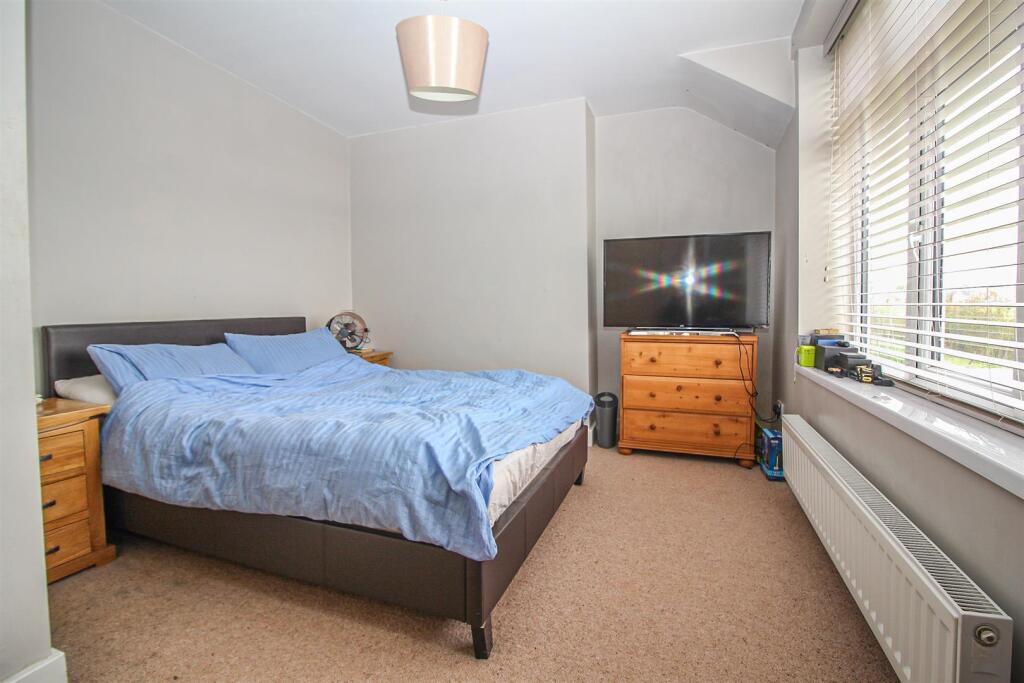 House in Newcastle upon Tyne, Dinnington - View 4