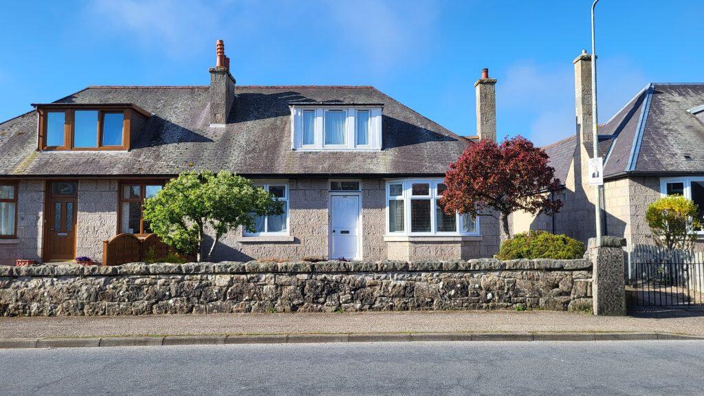 Main image of property: 22 Seabank Road, Nairn, IV12 4EU