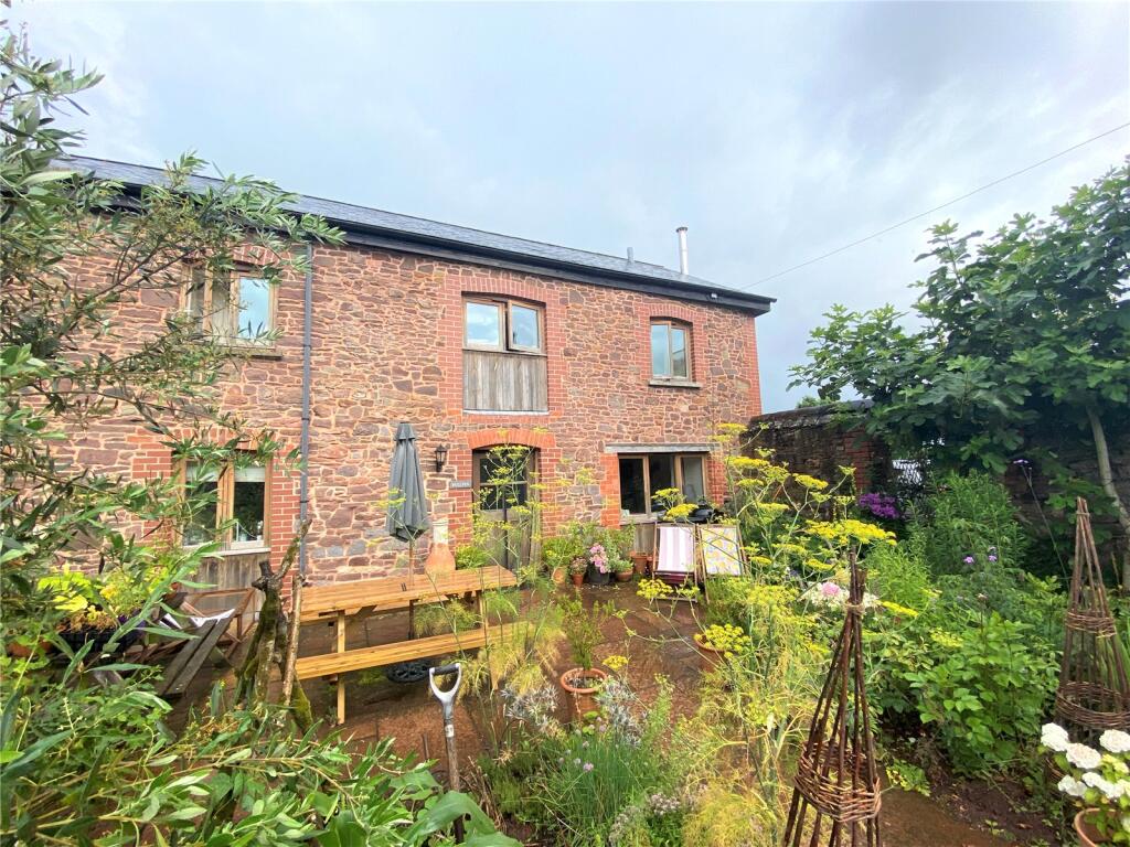 Main image of property: Silverton Park Farm, Silverton, Exeter, Devon, EX5