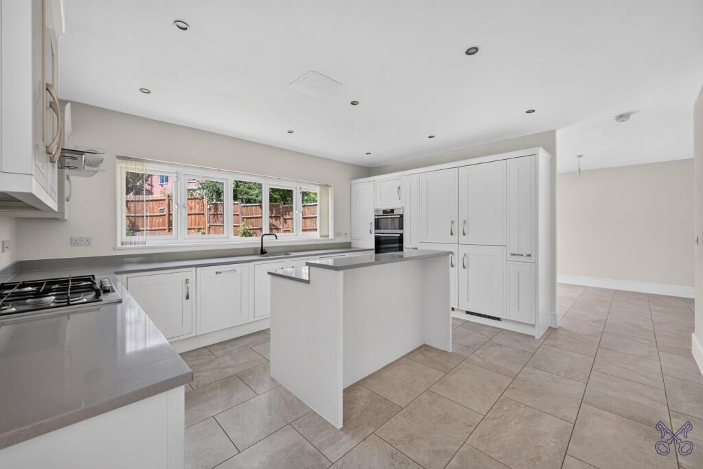 Jupiter Road, Evesham, Worcestershire, WR11 photo 3