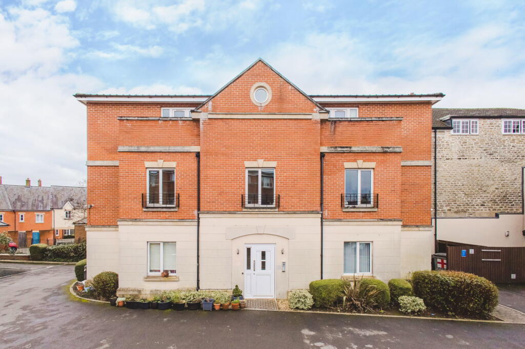 Main image of property: Croft House, Brock End, Old Town, Swindon, Wiltshire, SN1 3HA
