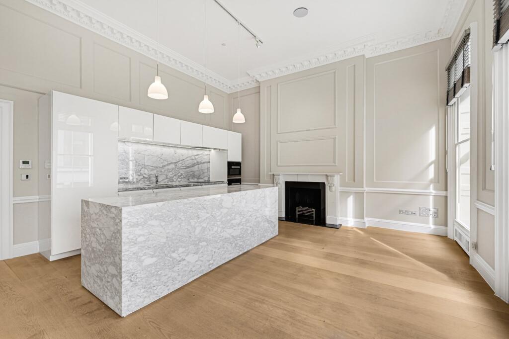 House in London - View 5