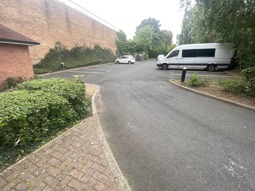 Park Gate, Alcester Road, Birmingham photo 4