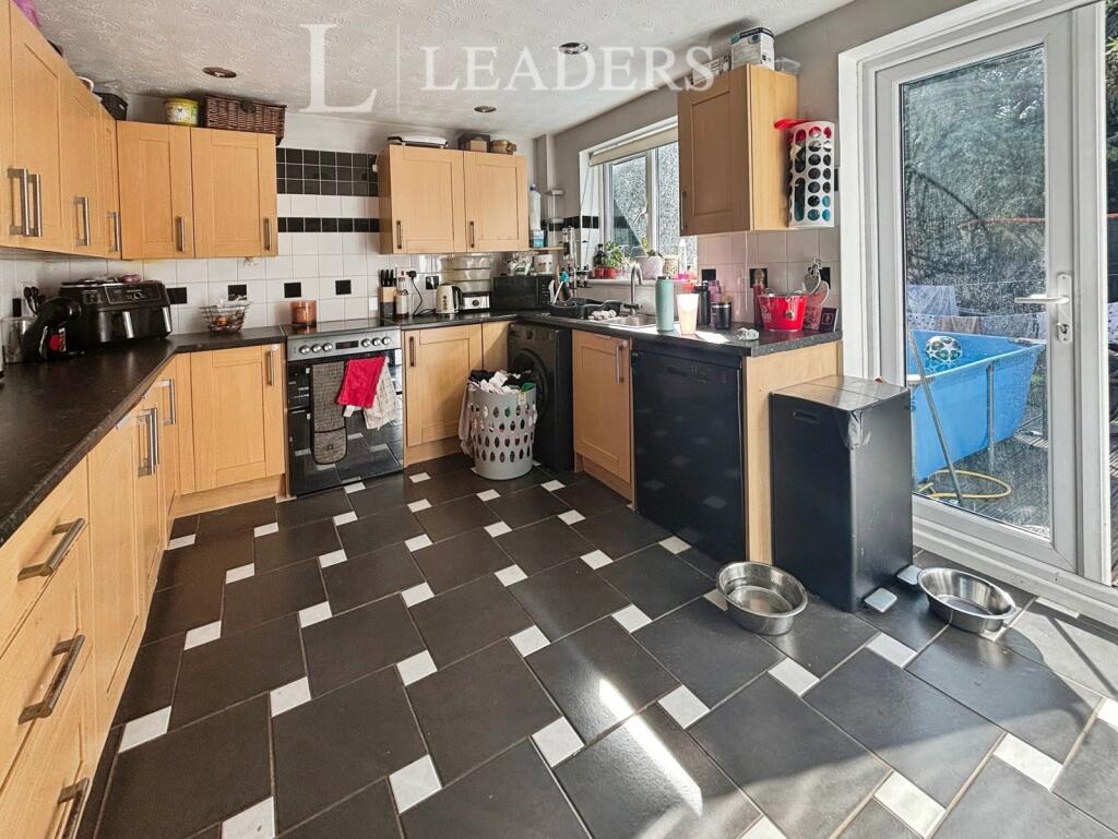 House in Havant, Stakes - View 2
