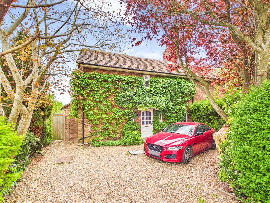 Main image of property: Moor Park, Wendover