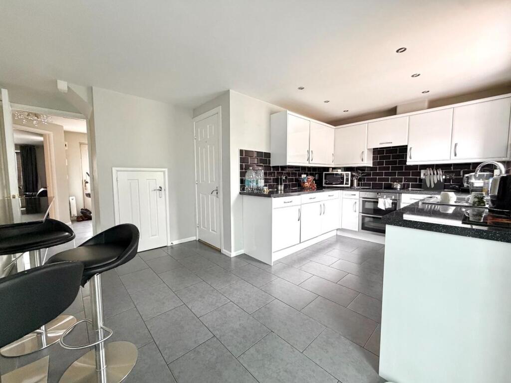 House in Northampton - View 5