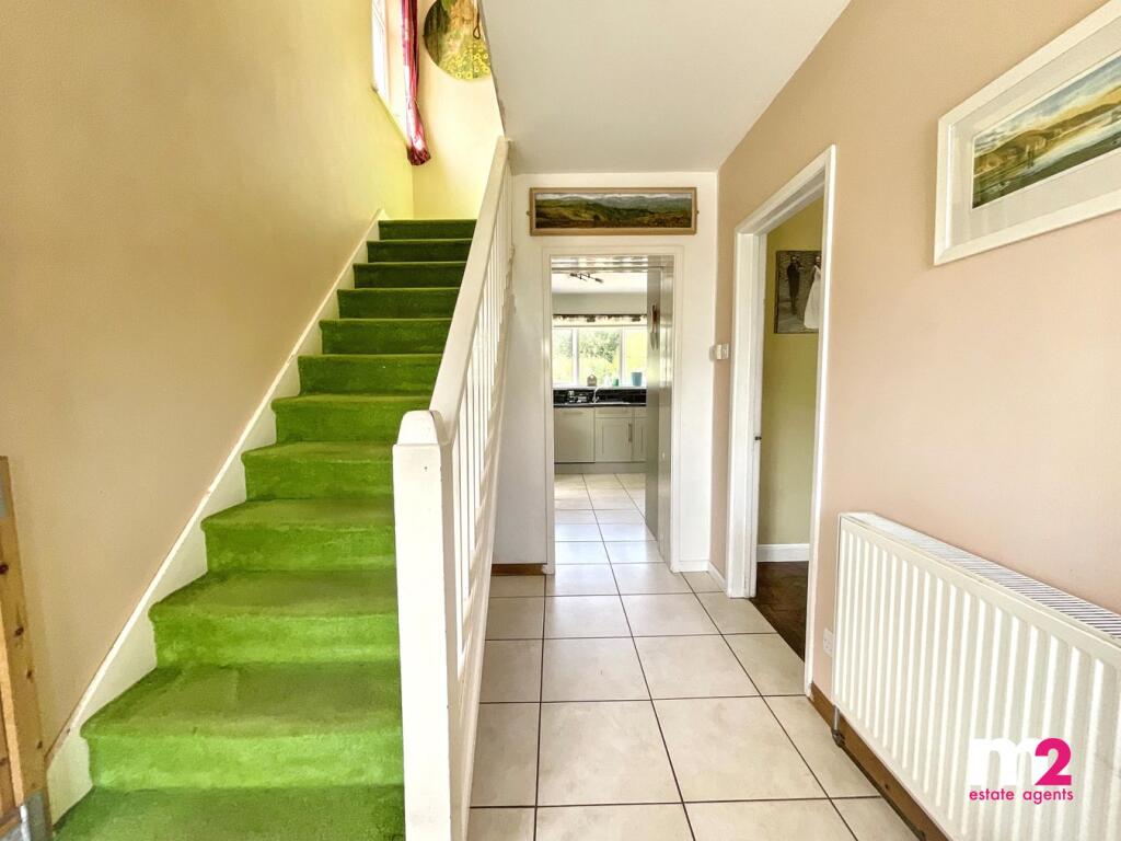 House in Raglan - More