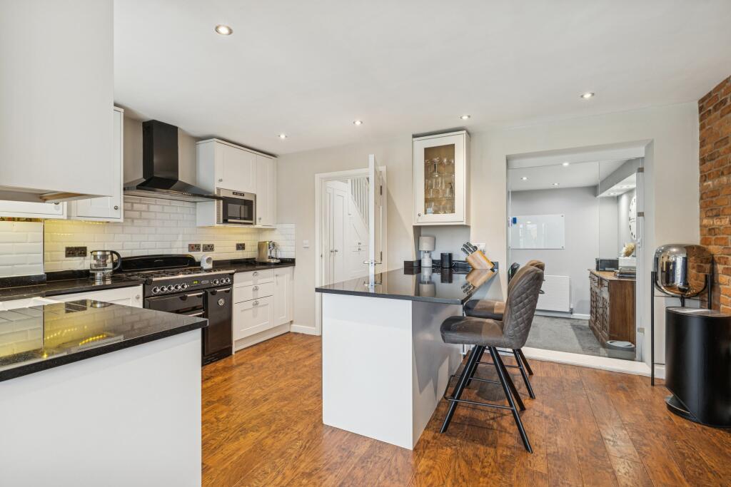 House in Stevenage - View 5