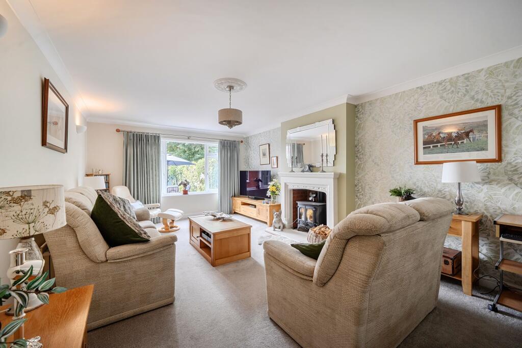 House in Worcester - More