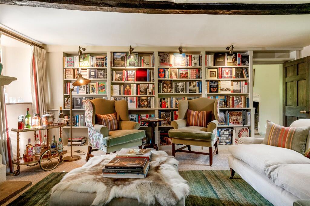 Manor Farm House, Polebrook - View 6