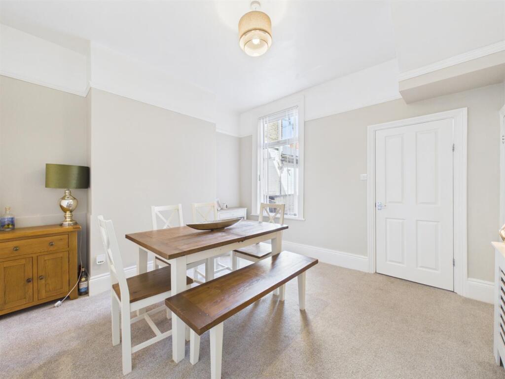 Horsforth Avenue, Bridlington photo 3
