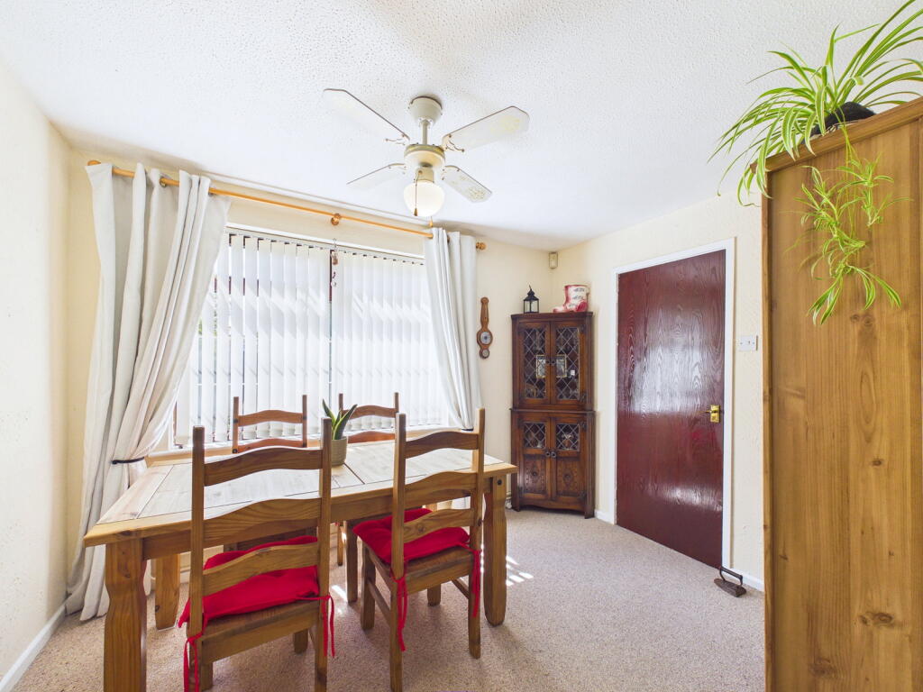 House in Ashfield, Kirkby-in-Ashfield, Sutton-in-Ashfield - View 5