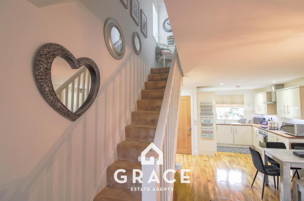 Seven Cottages Lane, Rushmere St. Andrew, Ipswich - More