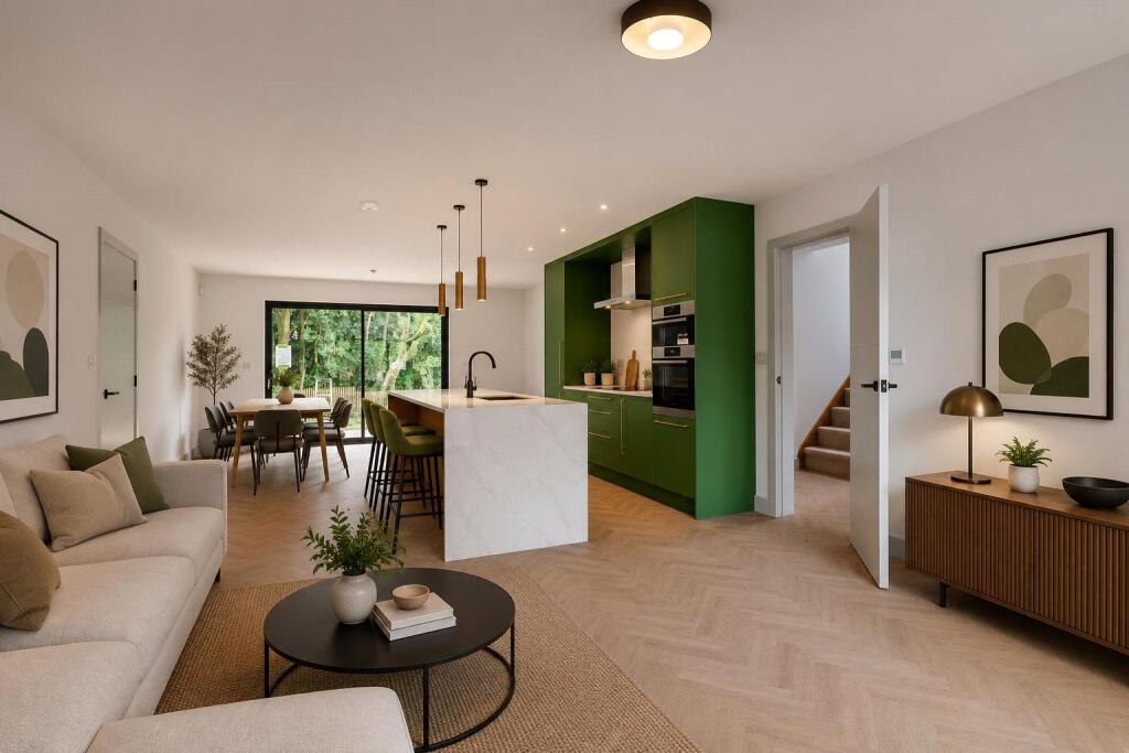 House in Wirral, Liverpool City Region - View 4