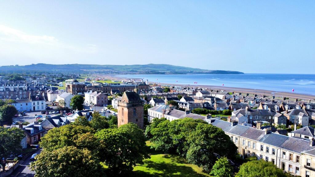 3B, Montgomerie Terrace, Ayr, KA7 photo 2