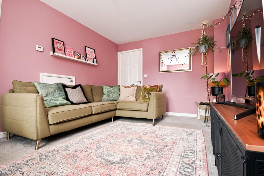 House in Barnsley, Wombwell - View 4