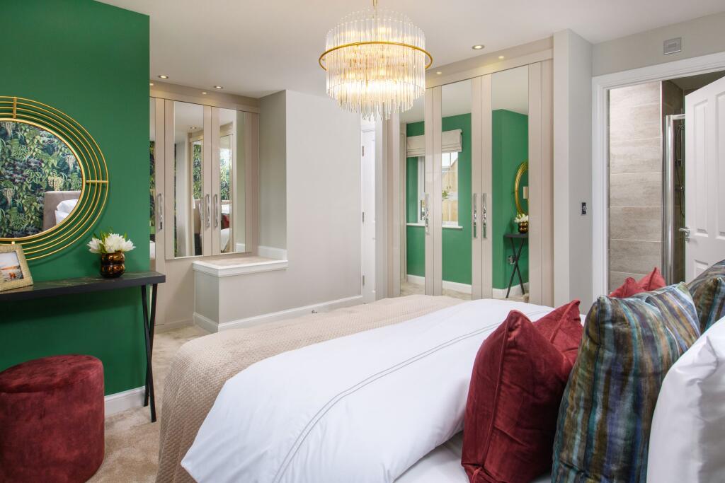 House in Sheffield, Stocksbridge - More