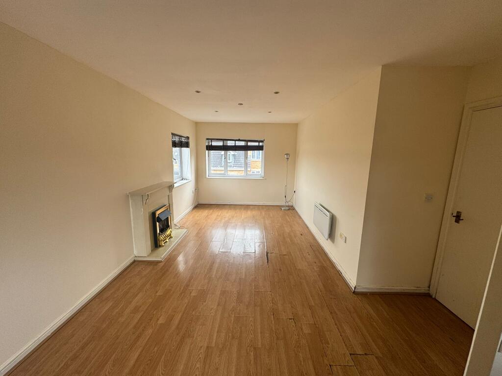 Main image of property: Linden Road, LU4