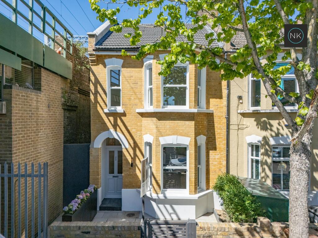 Main image of property: Thorpe Road, Forest Gate, London, E7 9EE