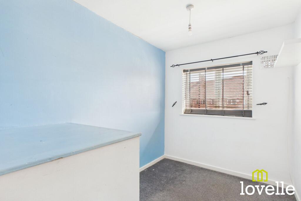 House in Hull, Kingston upon Hull - View 4