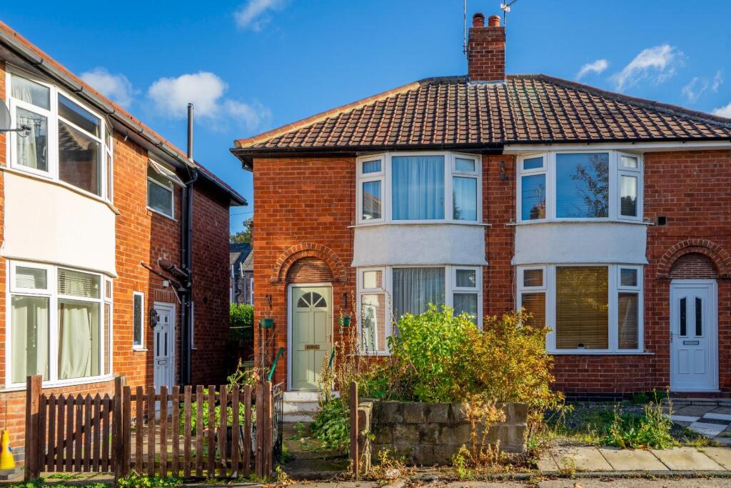 2-bed semi-detached on Cycle Street, York, £250,000
