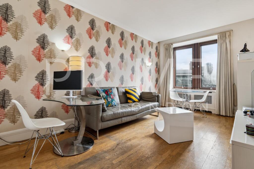 Main image of property: Whitehouse Apartments, 9 Belvedere Road, South Bank