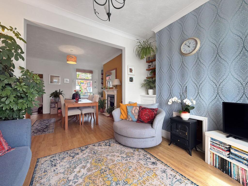 House in Cardiff - More