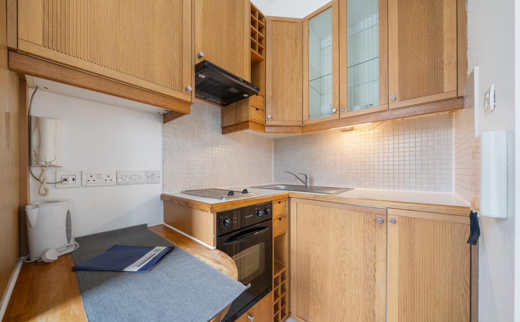 Studio flat for rent