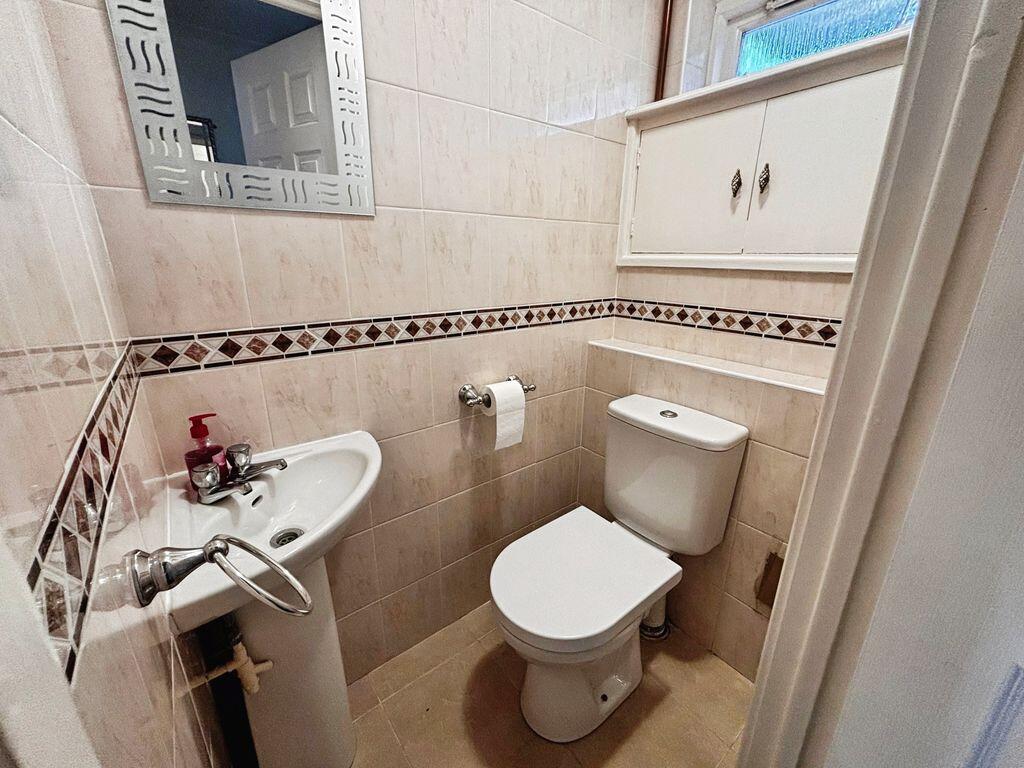 House in South Kesteven, Grantham - View 4