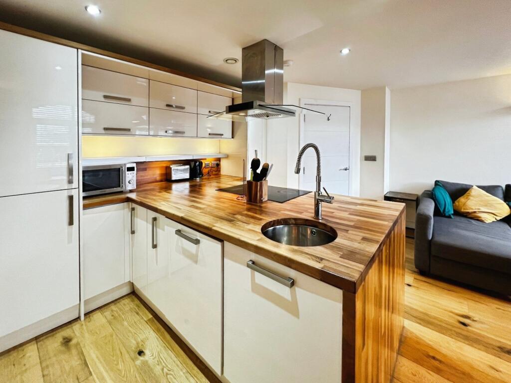 Apartment in Leeds - View 4
