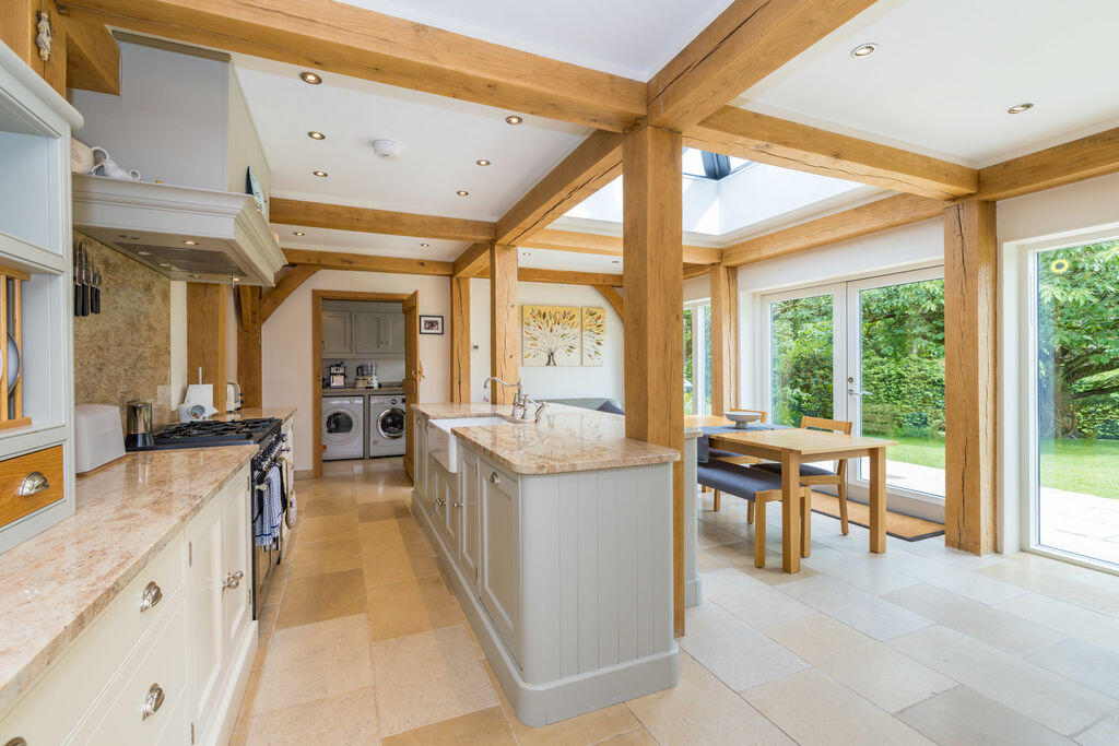 Halliwells Farm, Yarrow Gate, Chorley, PR7 3AZ - View 2