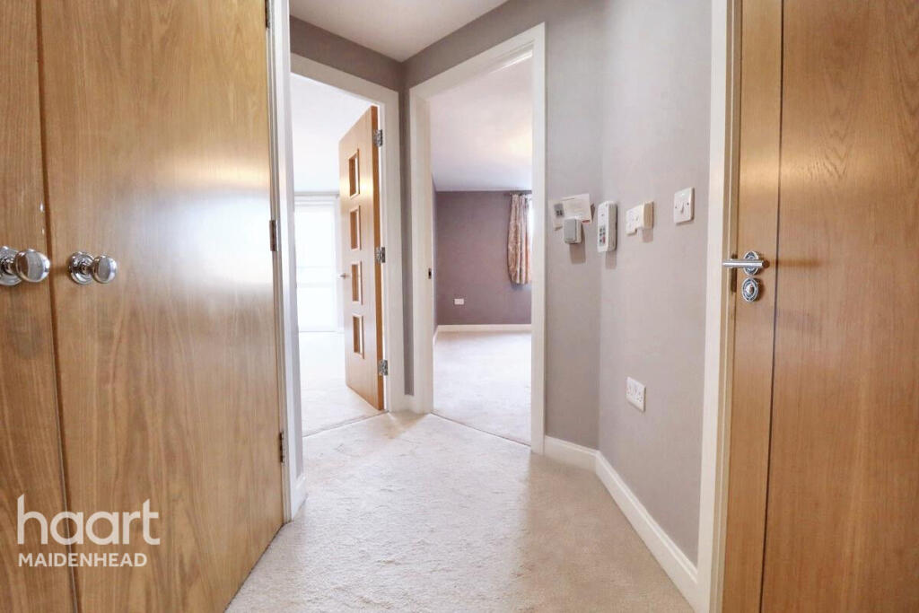 Main image of property: Bridge Avenue, Maidenhead