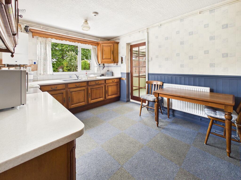 Telford Road, Tamworth, B79 - More