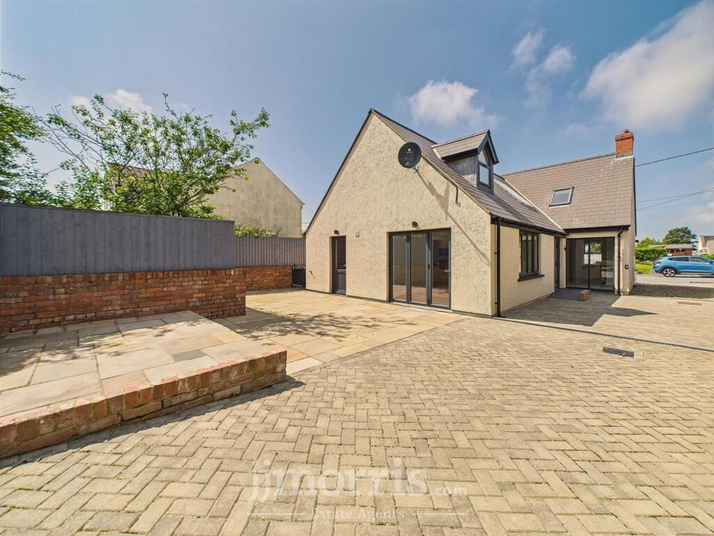 Main image of property: 15 St. Davids Road, Letterston, SA62