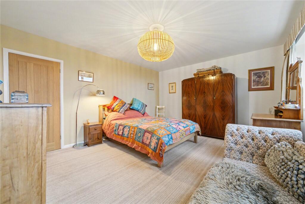 Holywell Road, Malvern, Worcestershire, WR14 photo 4